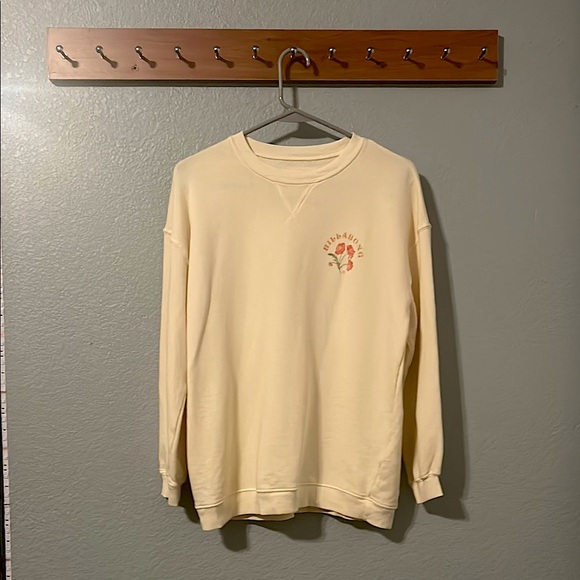 Billabong Tops - BILLABONG Cream Rose Sweater Size Large